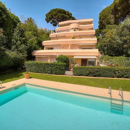 Apartment Immogroom- Sea View - Pool- Terraces - Parking - Quiet *